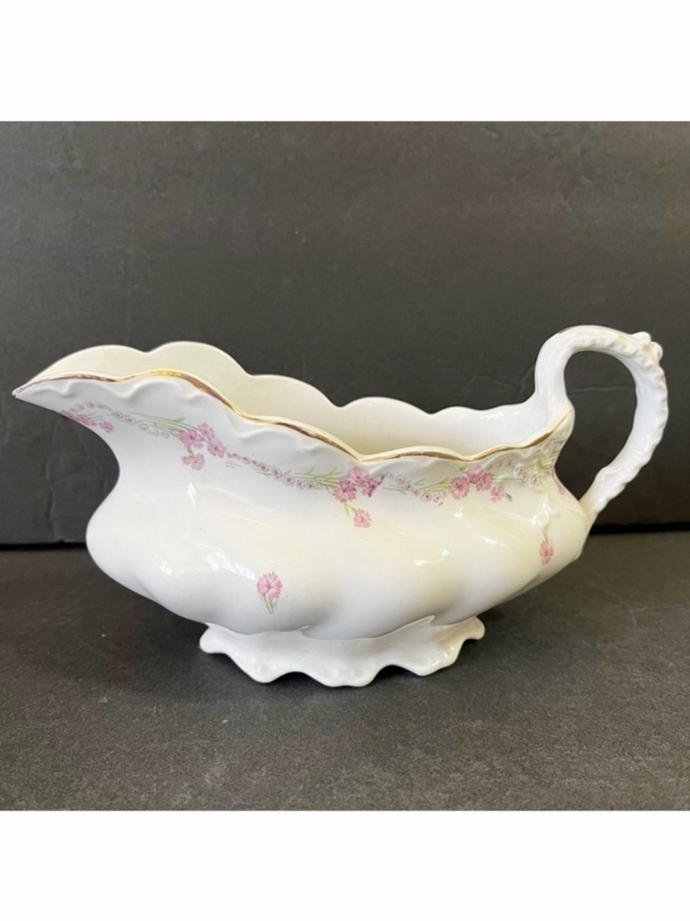 Johnson Bros Gravy Boat Pink Floral Chintz Romantic JB518 Green Stem Sauce